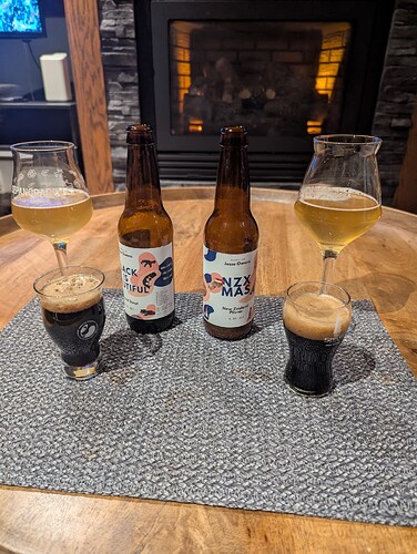 PXL_20251206_214101861