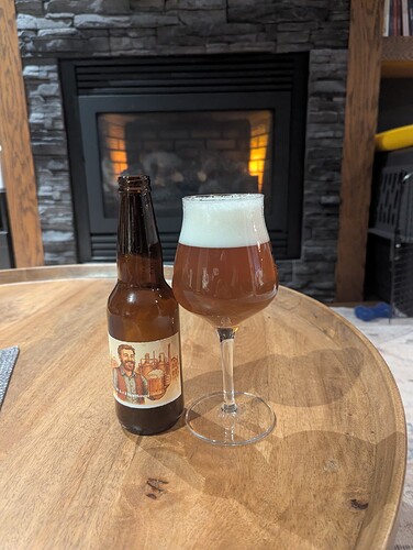 PXL_20251202_225052137