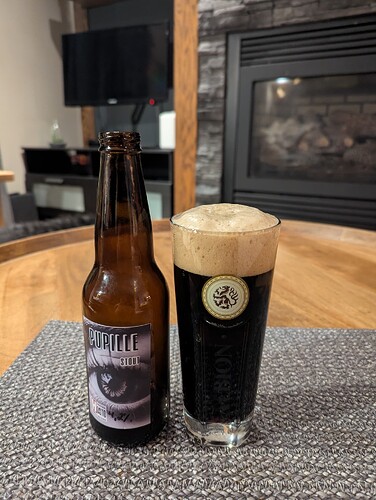 PXL_20251223_230737861